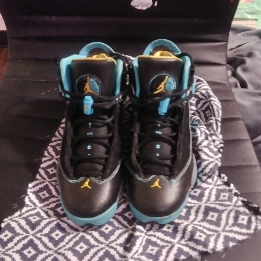 Air Jordan shoes